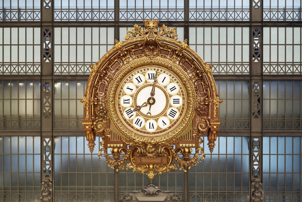 Photographie drone de l'horloge du Musée d'Orsay à Paris